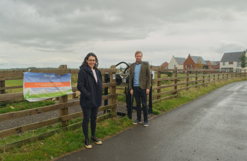 Lee Rowley MP and Cllr Charlotte Cupit at The Avenue